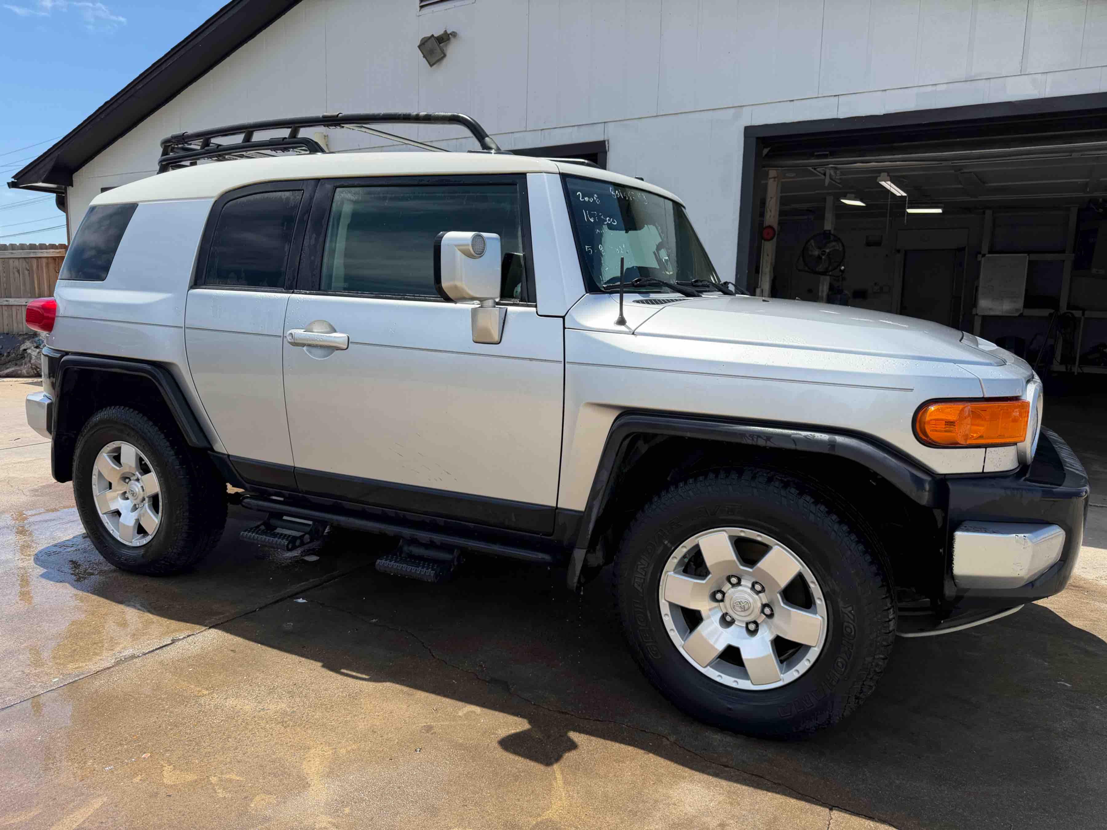 toyota fj cruiser 2008 JTEBU11F080104243 image toyota fj cruiser 2008 JTEBU11F080104243 image